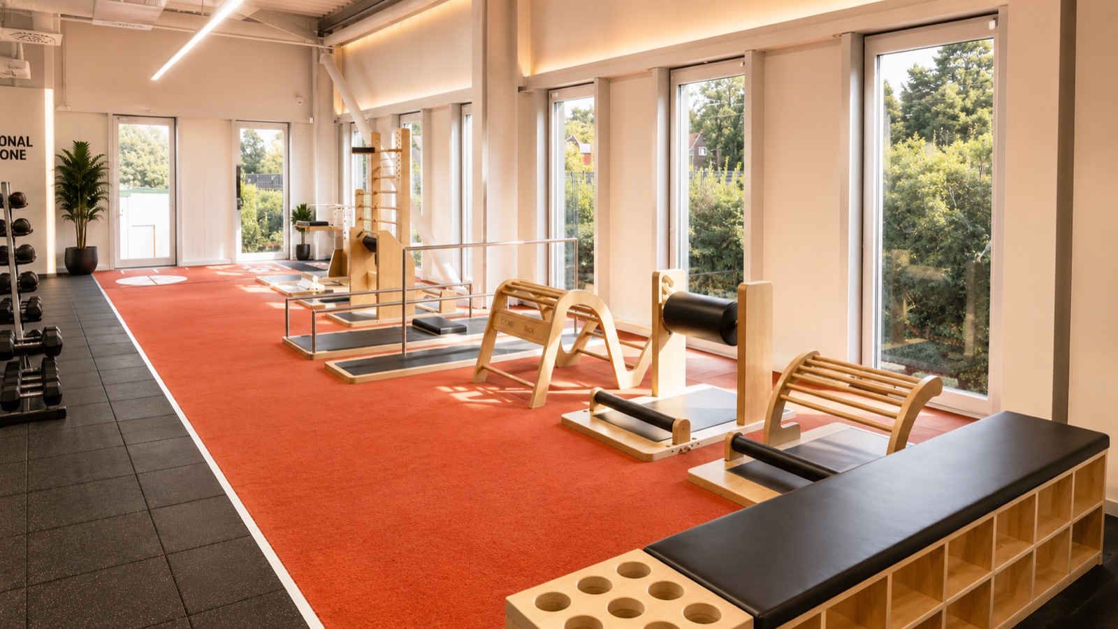 Mobility-Zirkel mit Holzgeräten bei Sports und Spa Hannover